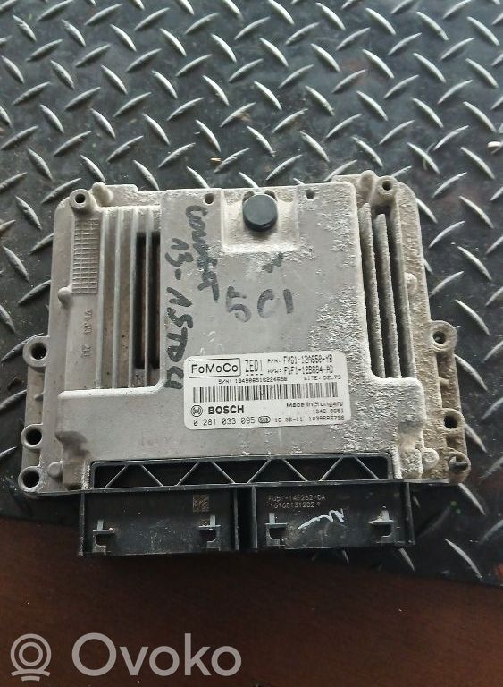 Unidad de control/módulo del motor   0281033095