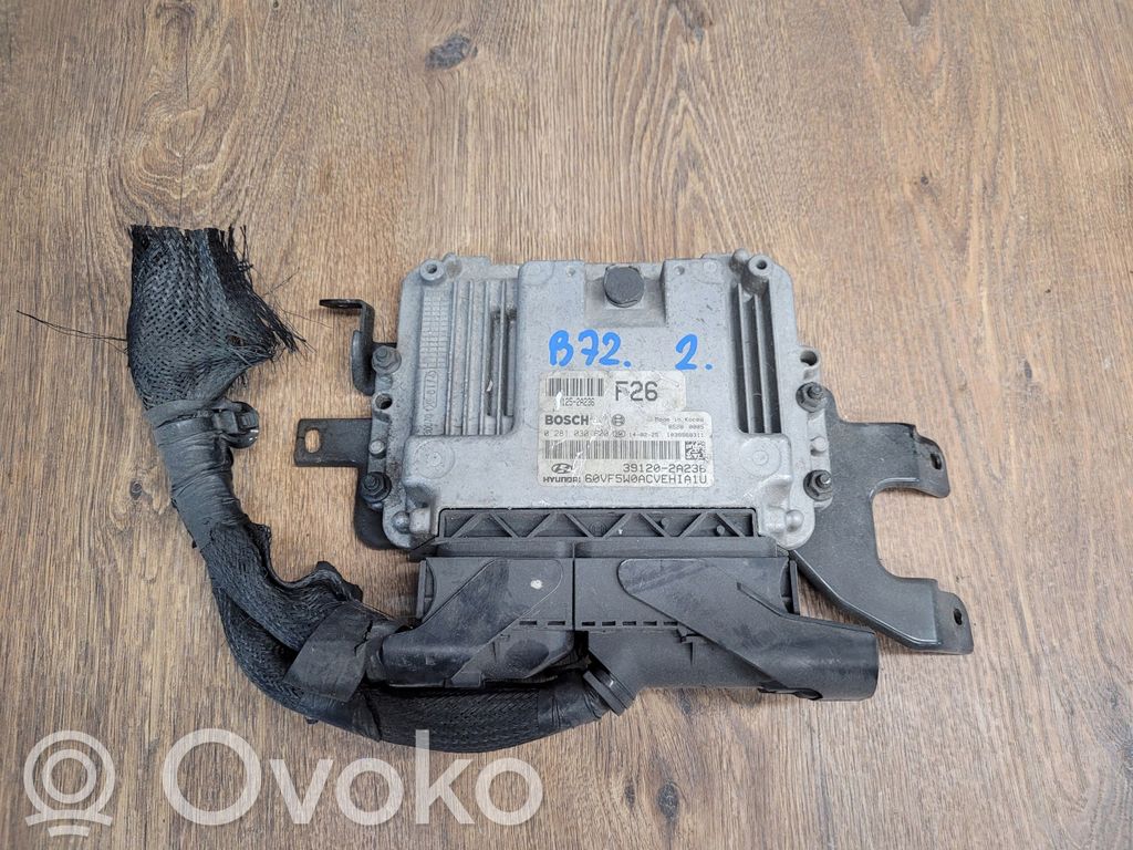 Engine control unit/module   0281030600,2A236,39120