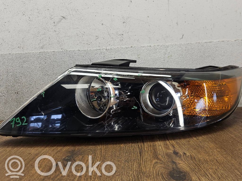 KIA Sorento Scheinwerfer 