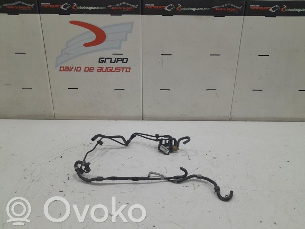 Valve oil control