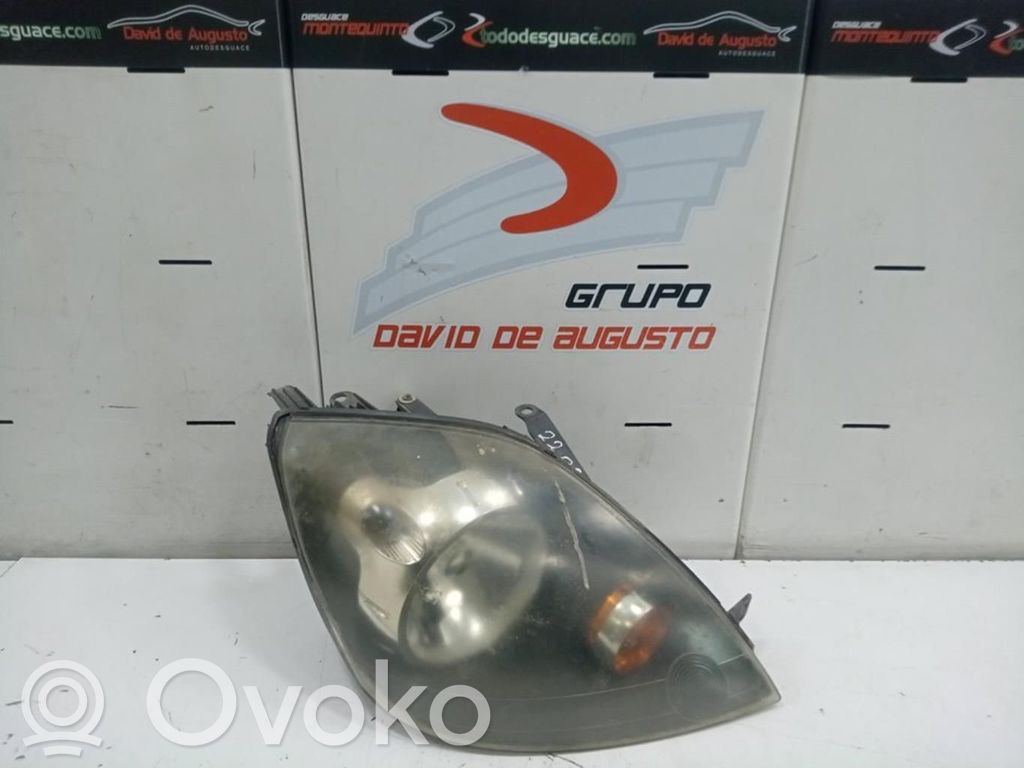 Ford Fiesta Lampa przednia 