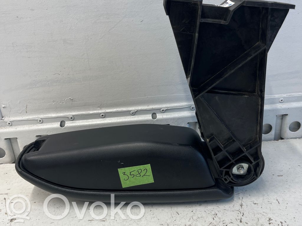 Citroen C3 Подлокотник 