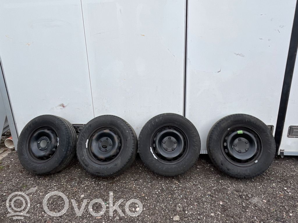 R16 plieninis štampuotas ratlankis (-iai)   96978900ZB