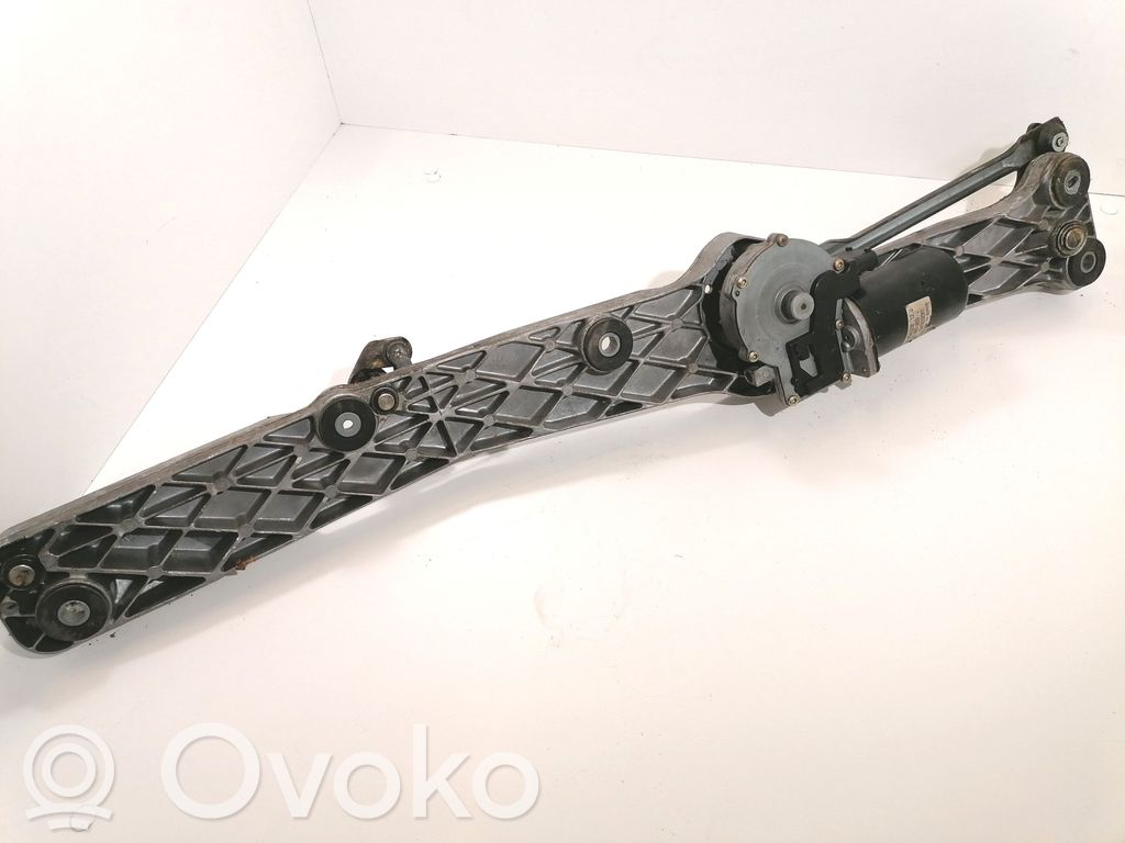 BMW 5 E39 Front wiper linkage and motor 