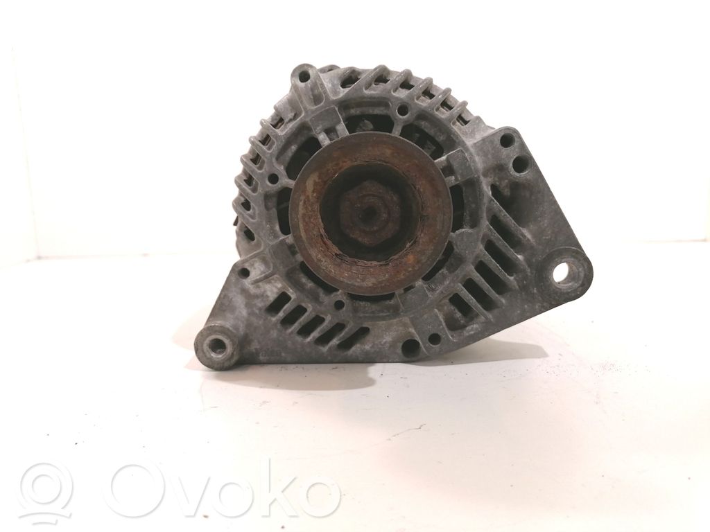 Volkswagen PASSAT B5 Ģenerators 