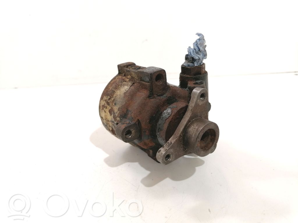 Renault Scenic I Ohjaustehostimen pumppu 
