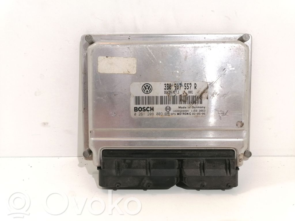 Volkswagen PASSAT B5.5 Engine control unit/module 