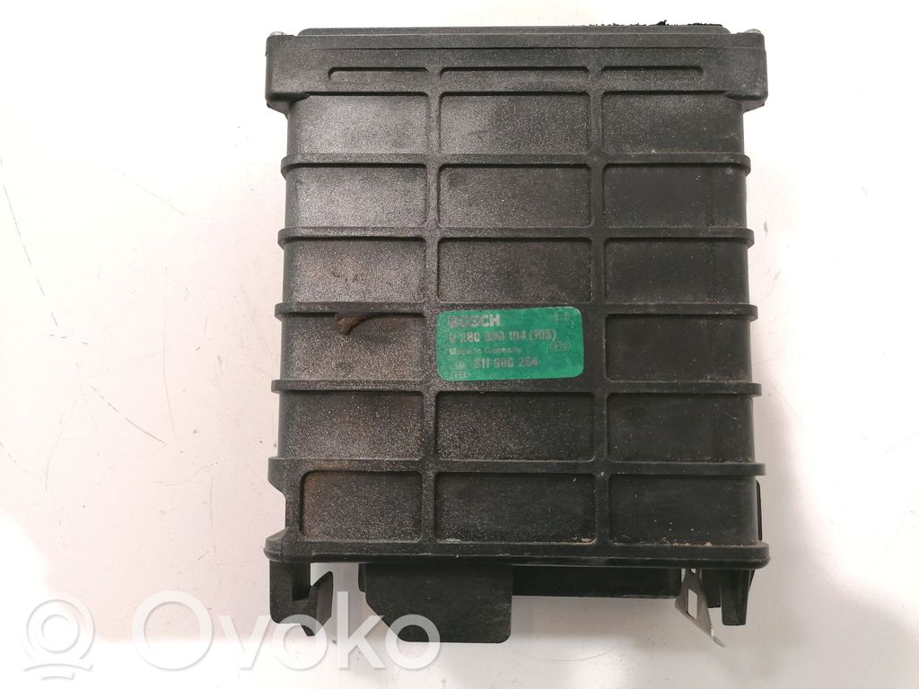 Audi 80 90 B3 Engine control unit/module 