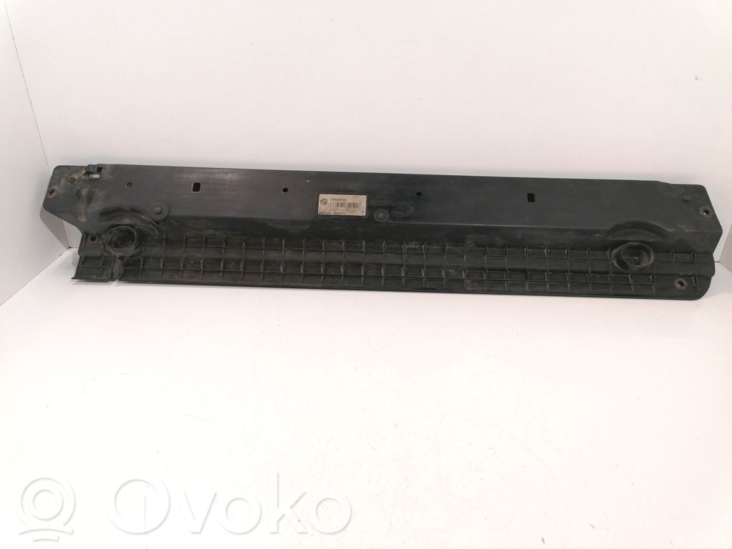 BMW 7 E65 E66 Garniture de radiateur 