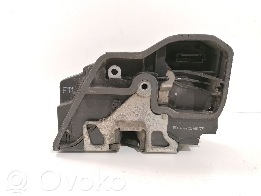 BMW 7 E65 E66 Front door lock 