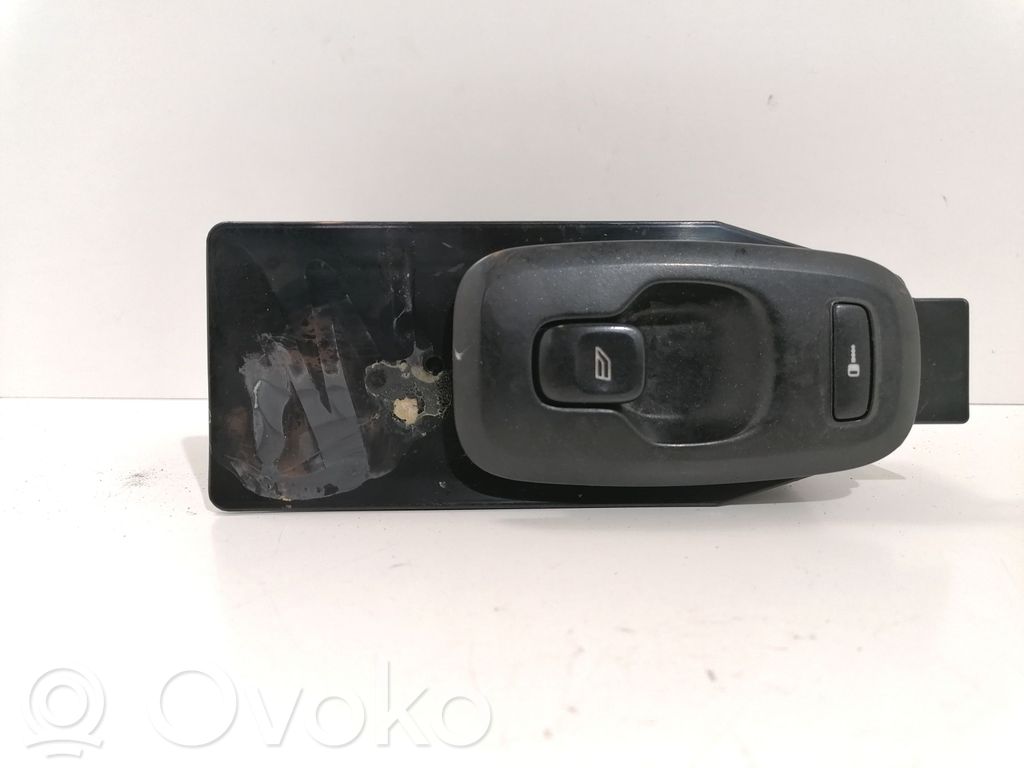 Volvo V70 Electric window control switch 