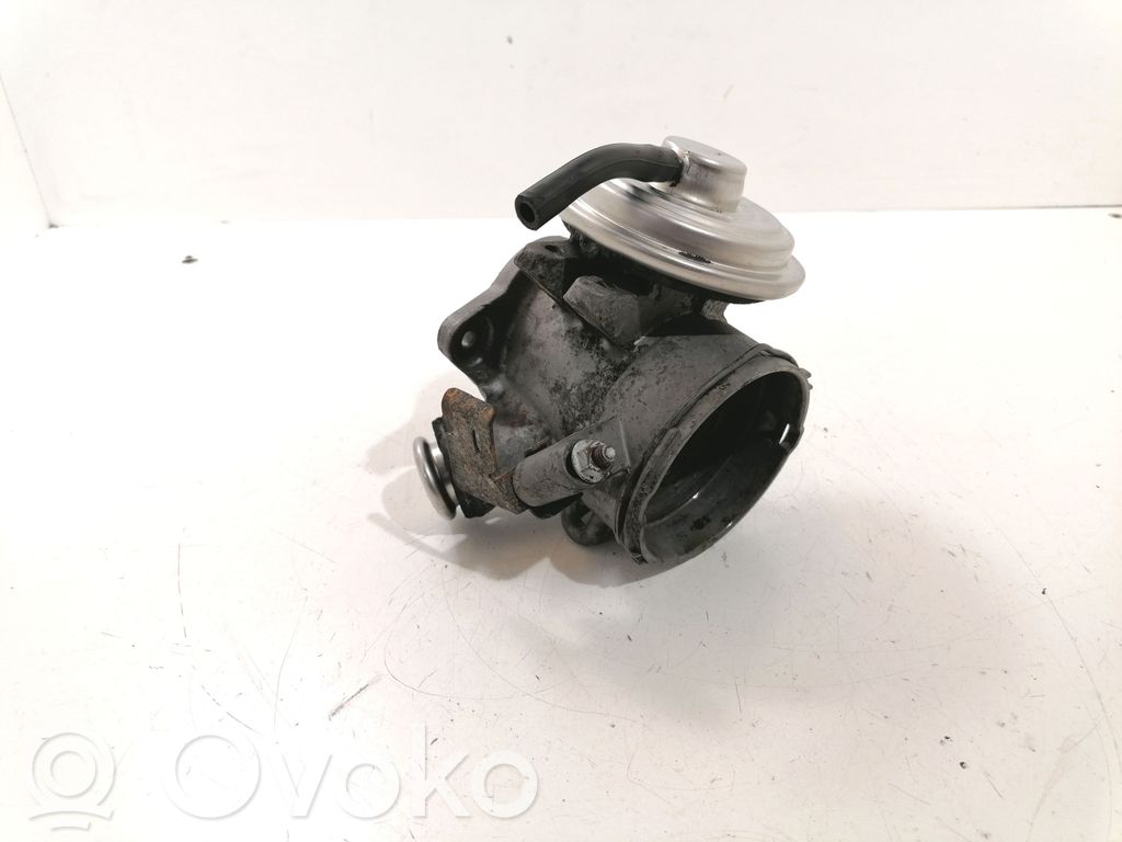 Mercedes-Benz C W203 EGR valve 
