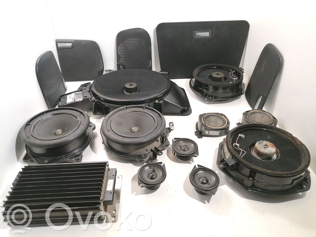 Audi A8 S8 D3 4E Garso sistemos komplektas 
