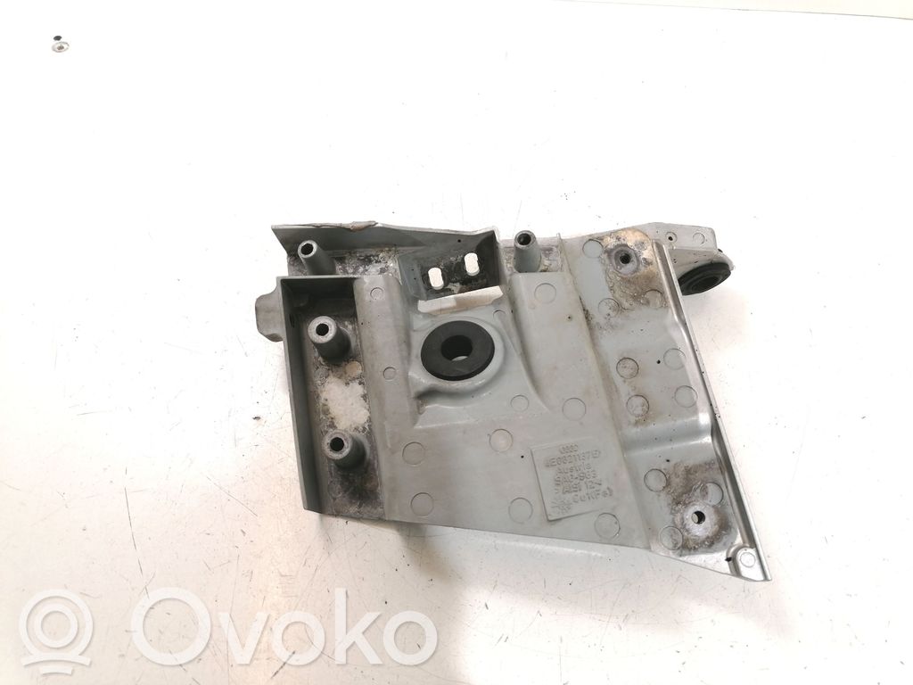 Audi A8 S8 D3 4E Priekinis laikiklis bamperio 