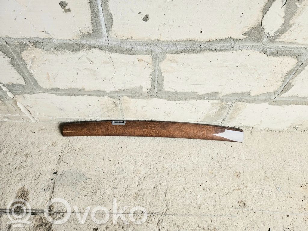 BMW 7 E65 E66 Kita palangės detalė 