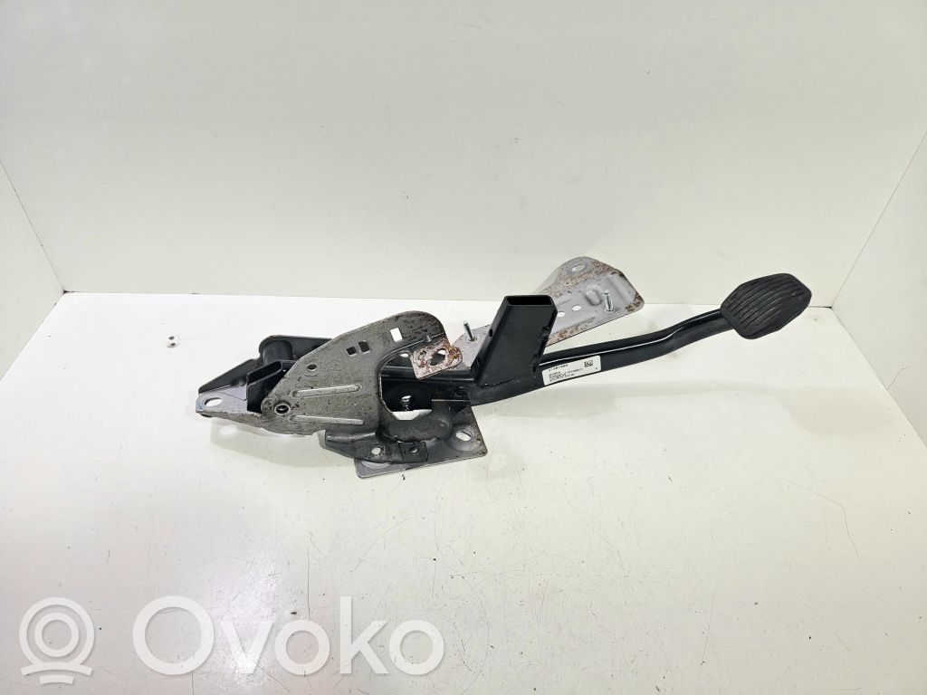 Volvo V40 Pedal de freno 