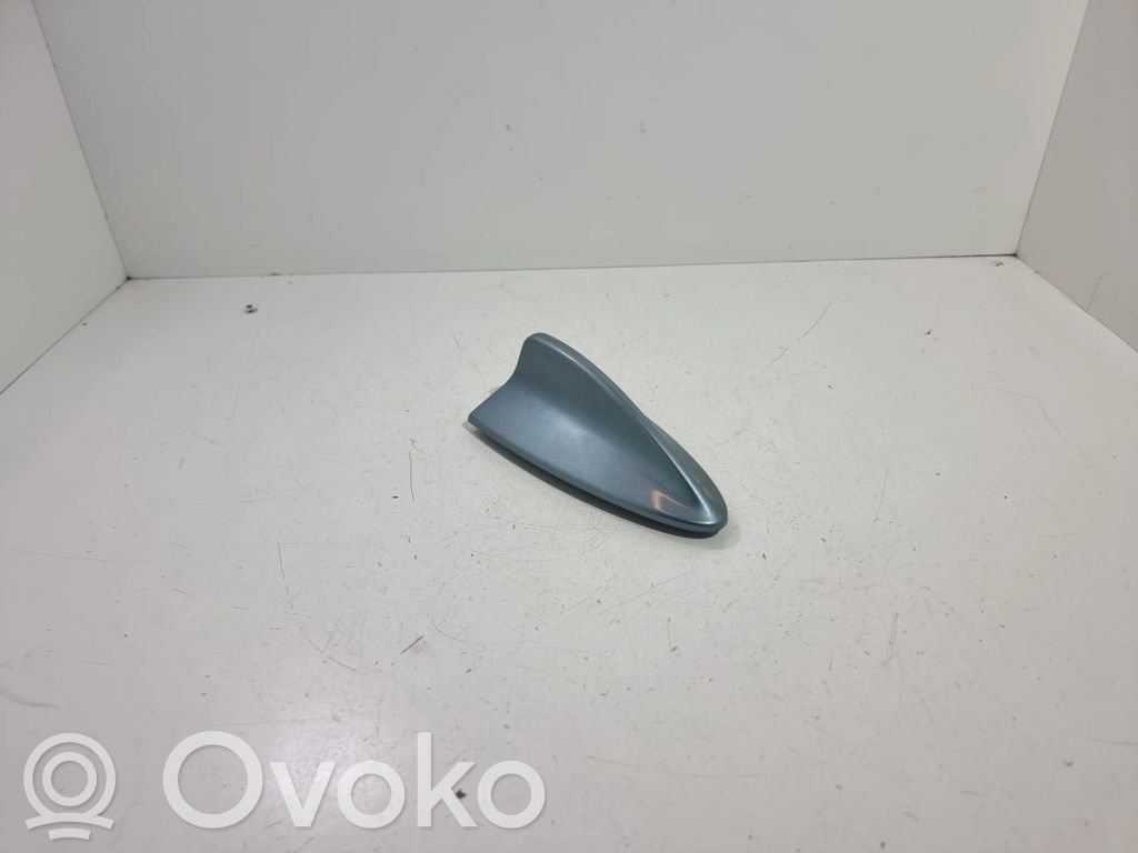 BMW 3 E92 E93 Stogo (GPS) antenos dangtelis 