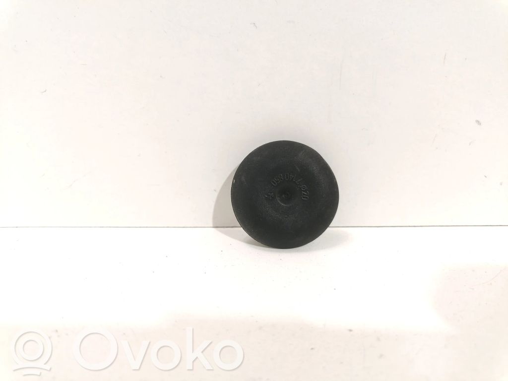 BMW 1 E81 E87 Kita salono detalė 