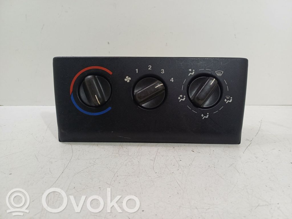 Opel Vectra B Climate control unit 