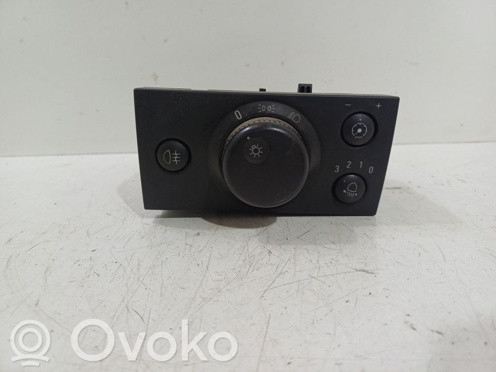 Opel Vectra C Light switch 