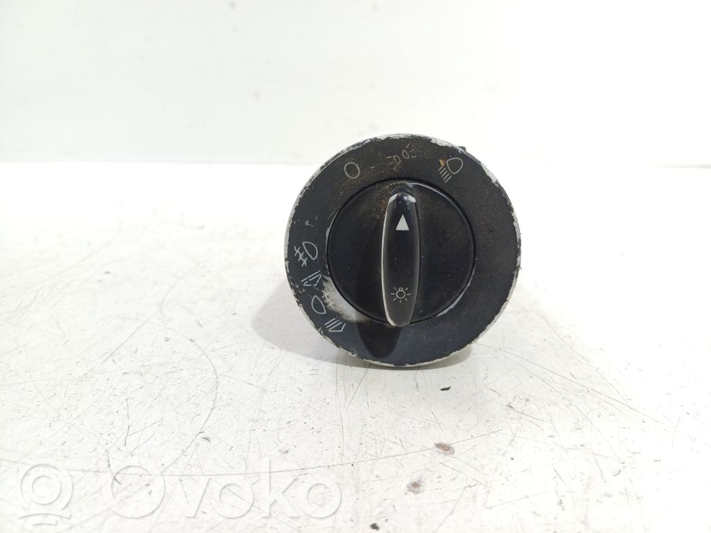 Audi A6 S6 C5 4B Light switch 