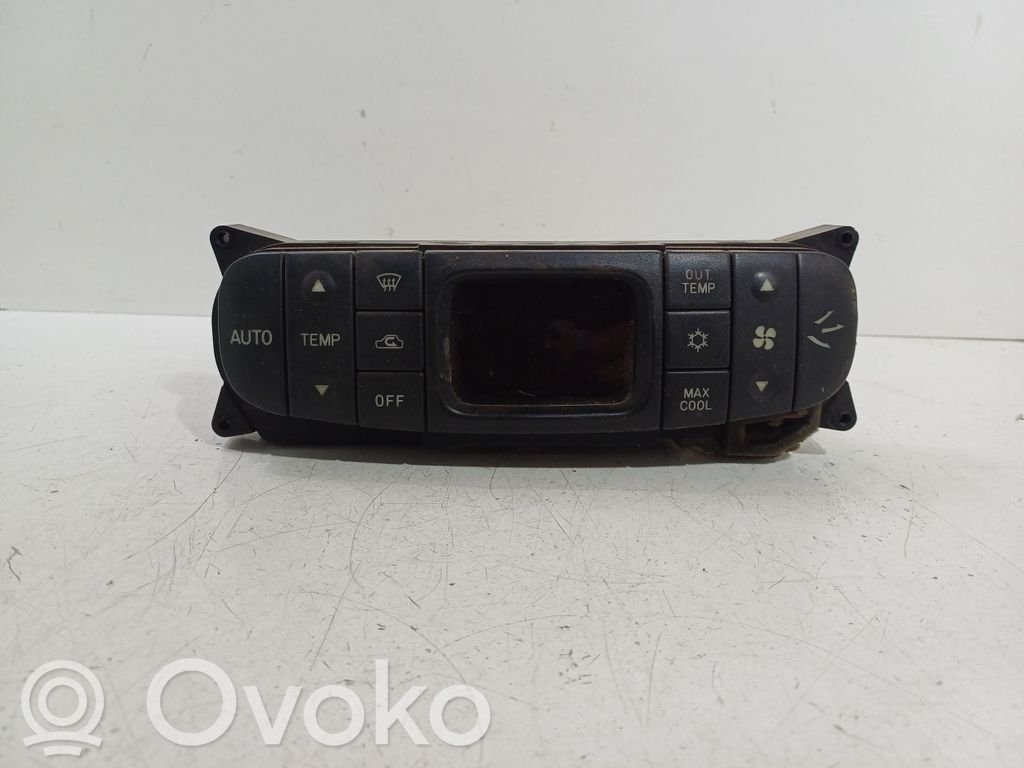Mitsubishi Carisma Climate control unit 