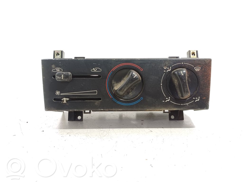 Peugeot 406 Climate control unit 