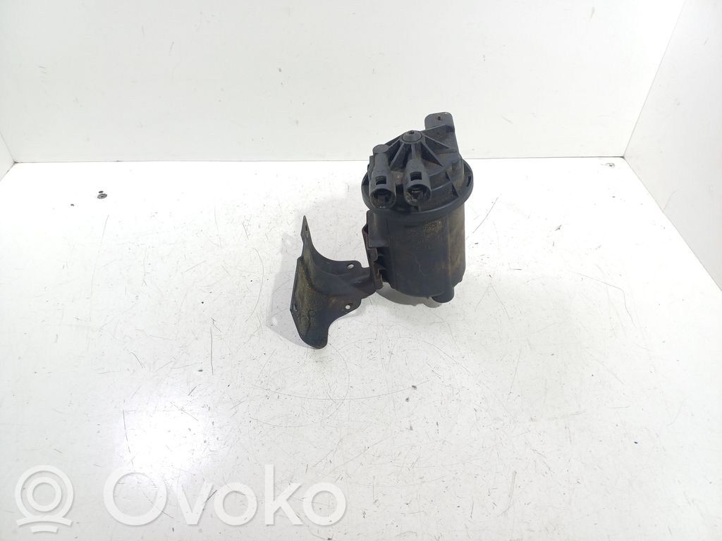 Opel Vectra C Fuel filter housing 