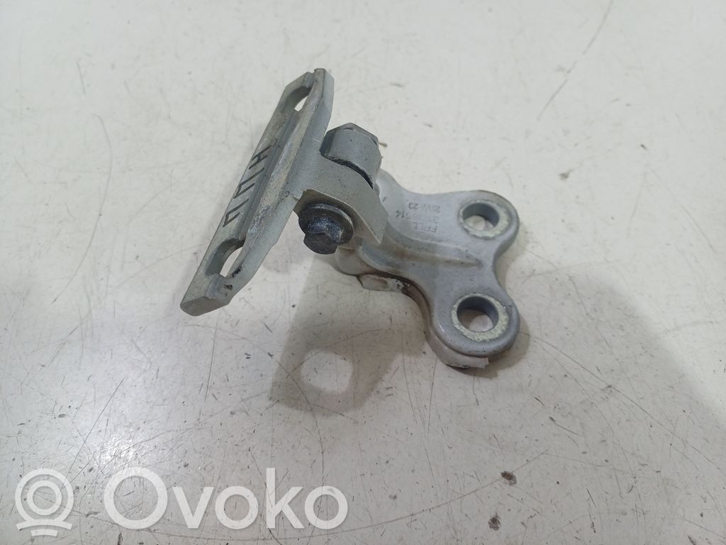 Volvo S60 Zawias dolny drzwi przednich 