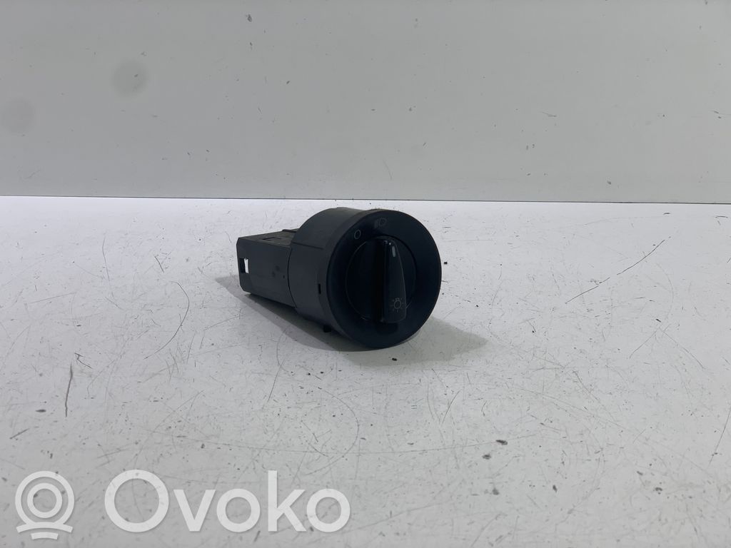 Volkswagen Golf IV Interruptor de luz 