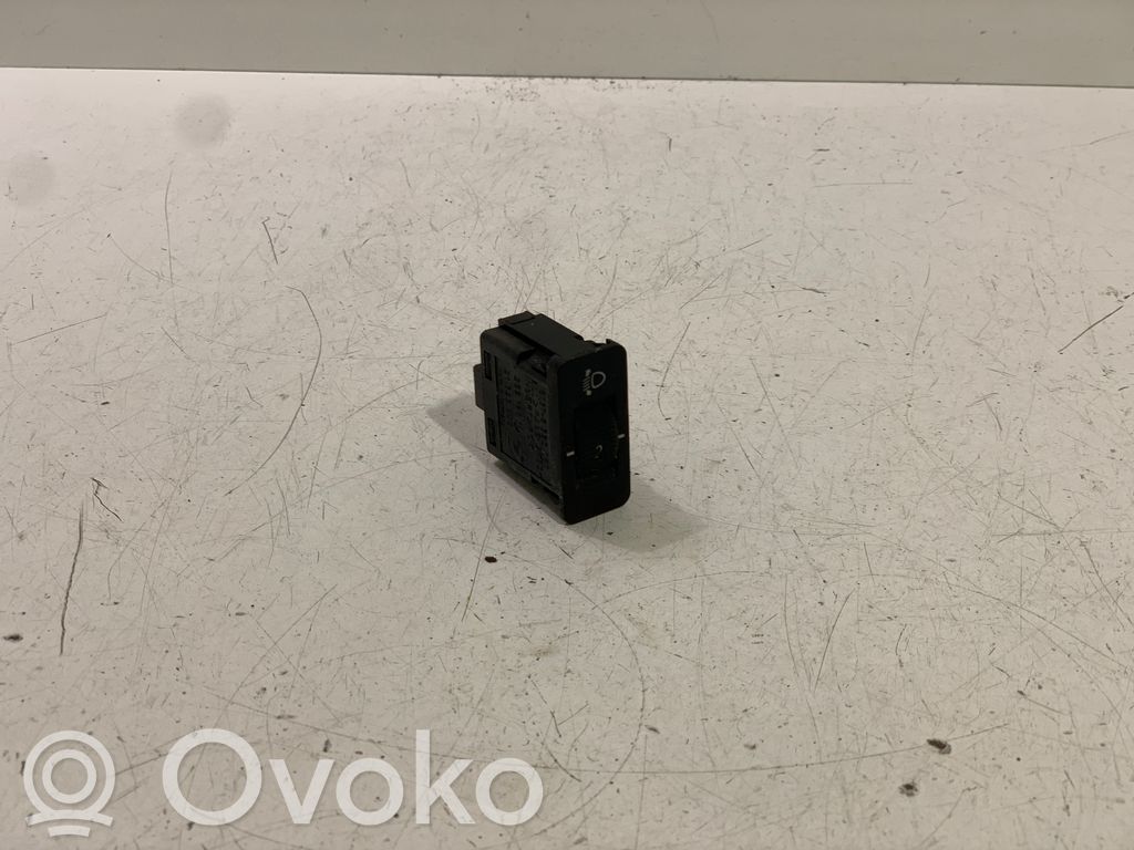 BMW 5 E39 Žibintų aukščio reguliavimo jungtukas 