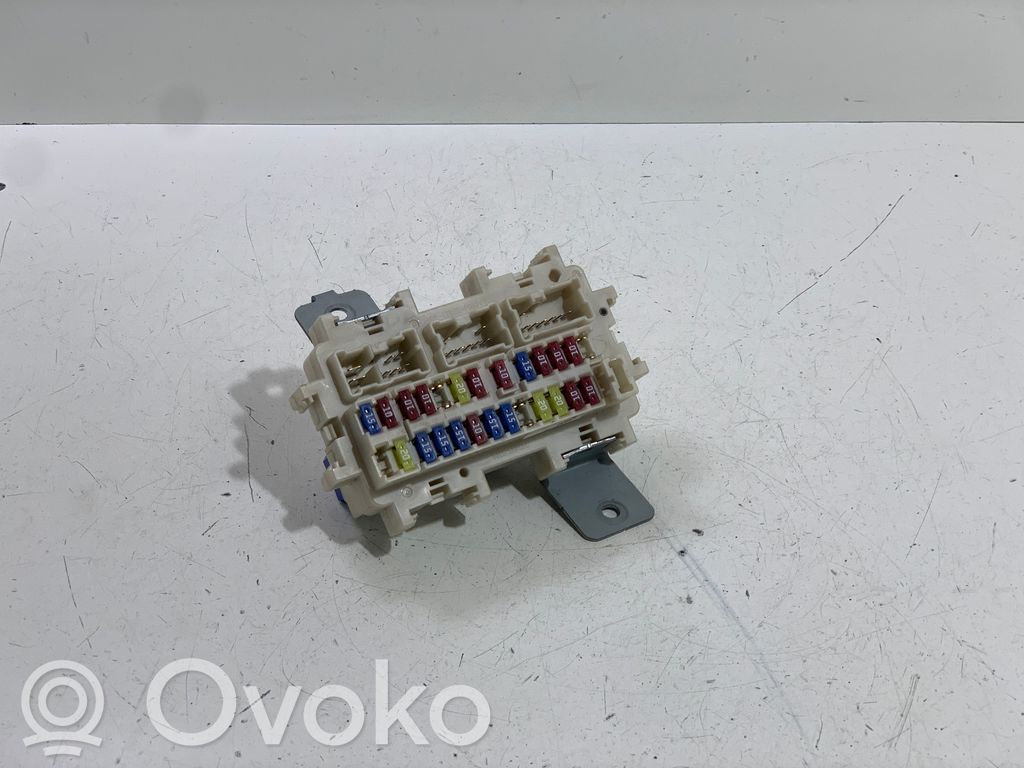Renault Koleos I Fuse module 