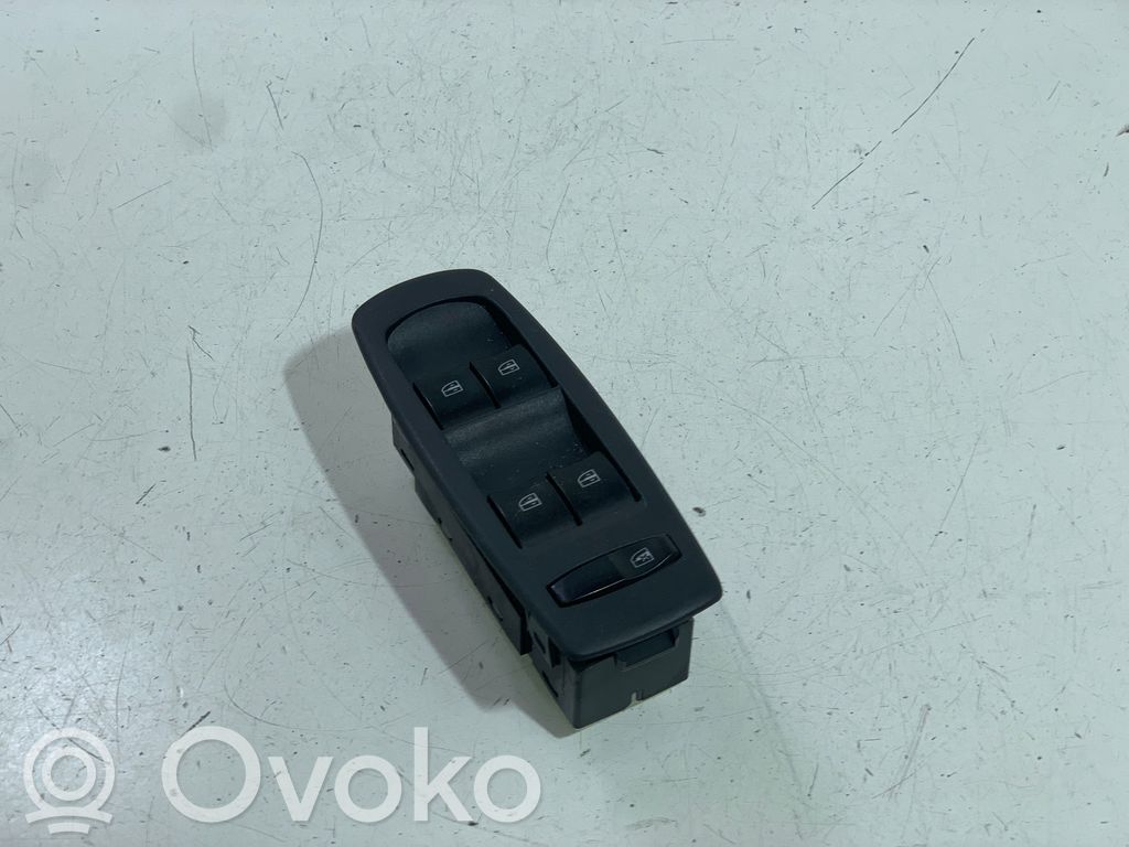Renault Koleos I Electric window control switch 