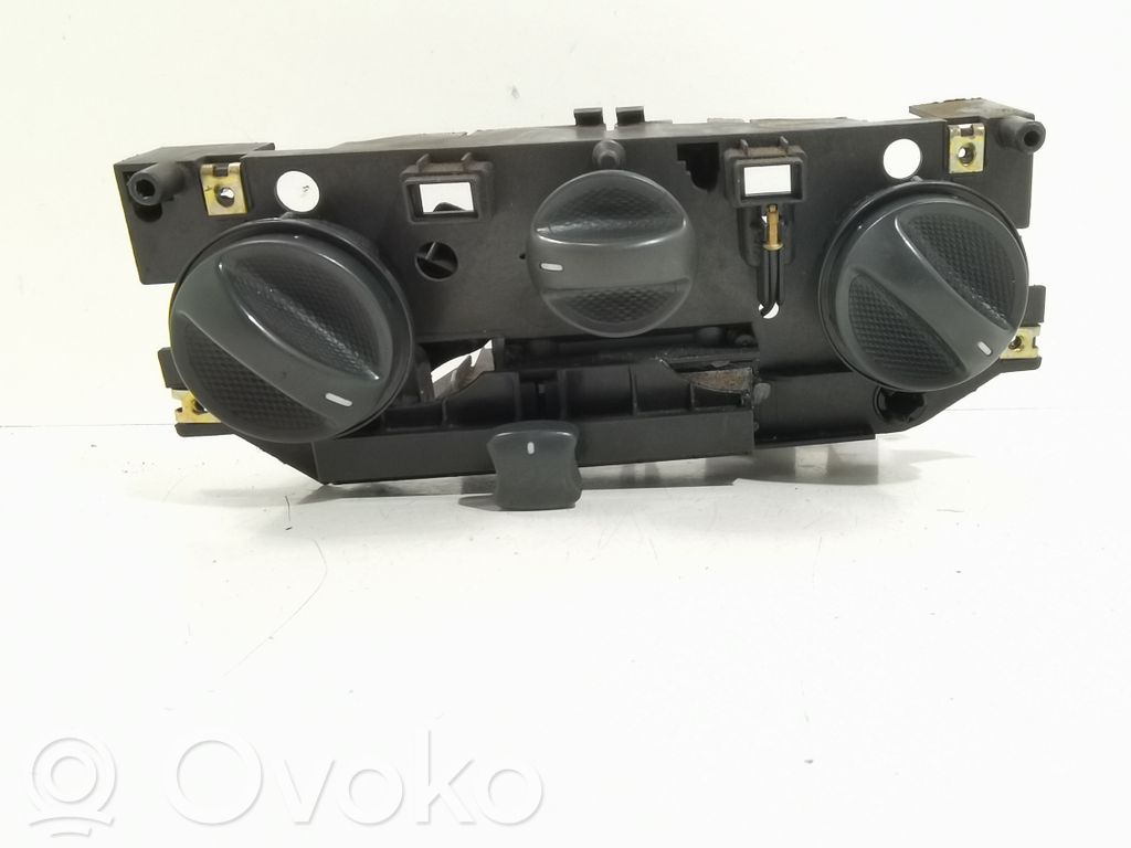 Iveco Daily 3rd gen Climate control unit 