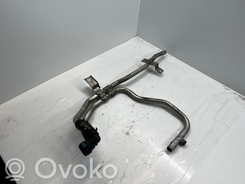 Jaguar XF X250 Conductă/furtun lichid de răcire motor 