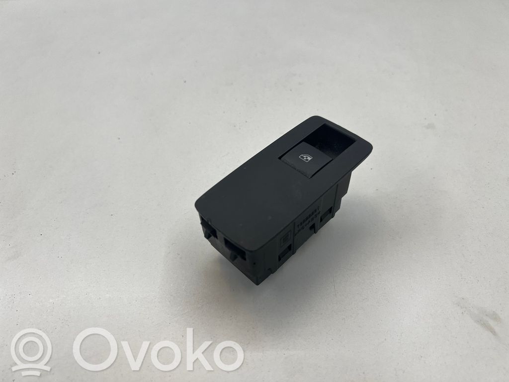 Opel Insignia A Electric window control switch 