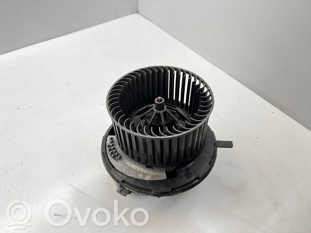 Audi A3 S3 8L Heizungslüfter 