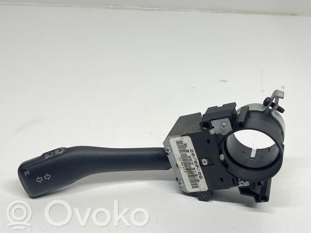 Volkswagen Golf IV Wiper turn signal indicator stalk/switch 