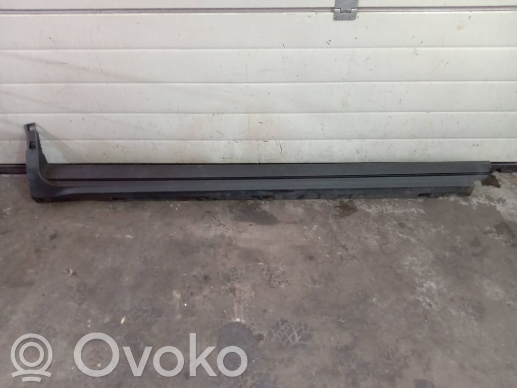 Ford Kuga III Etuoven kynnyksen suojalista 