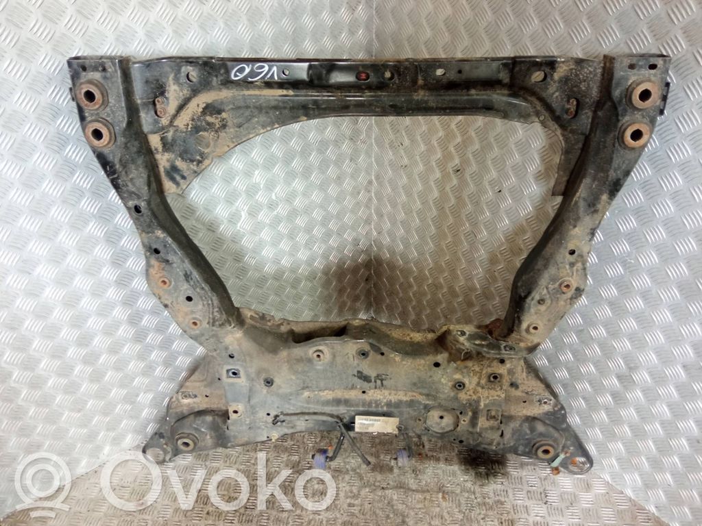 Volvo V60 Rama pomocnicza przednia 