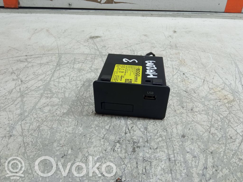 USB socket connector   BDGG669U0