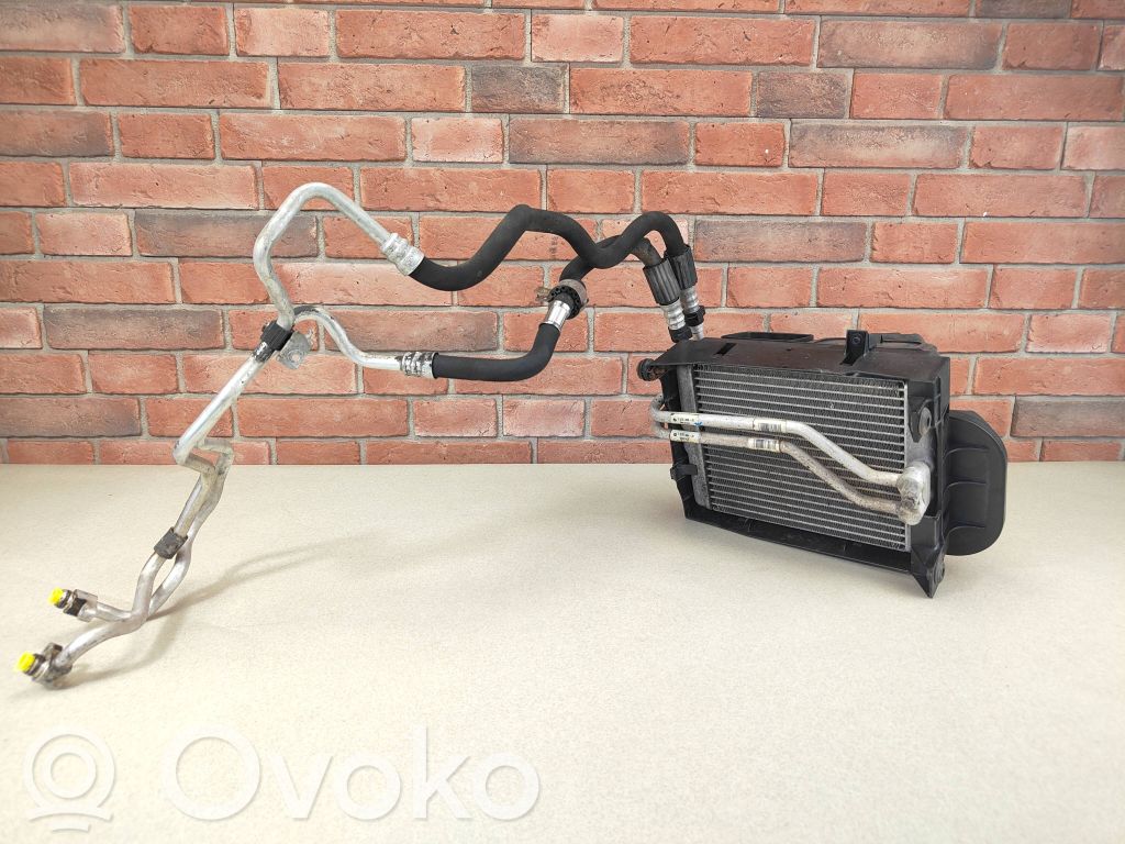 BMW X5 E70 Engine oil radiator 