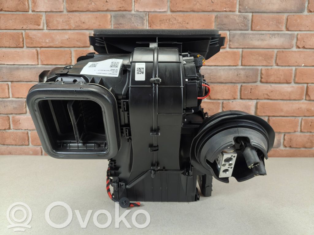 BMW 2 F46 Nagrzewnica / Komplet 