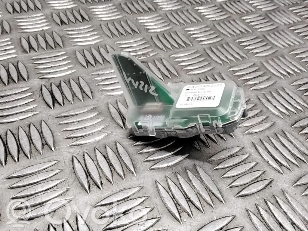 Mercedes-Benz E W212 Antena (GPS antena) 