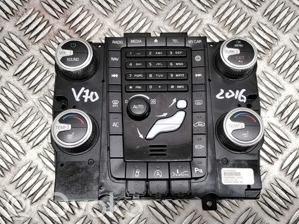 Volvo V70 Climate control unit 