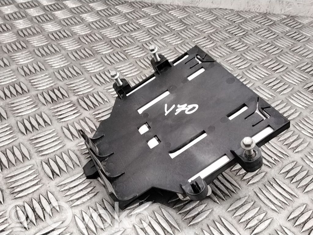 Volvo V70 Engine control unit holder 