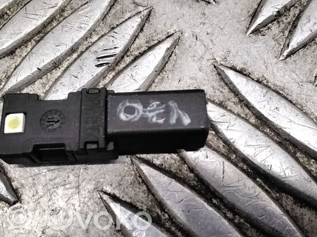Inne oświetlenie wnętrza kabiny   90010328,1780478