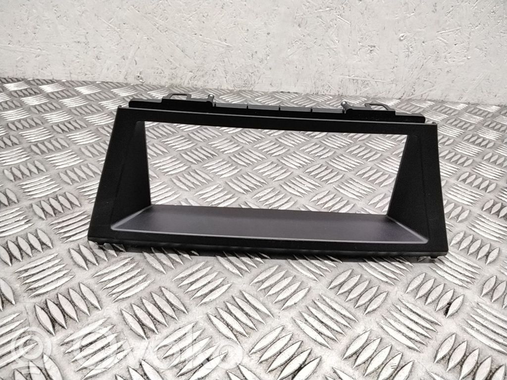 BMW X5 E70 Panel trim 