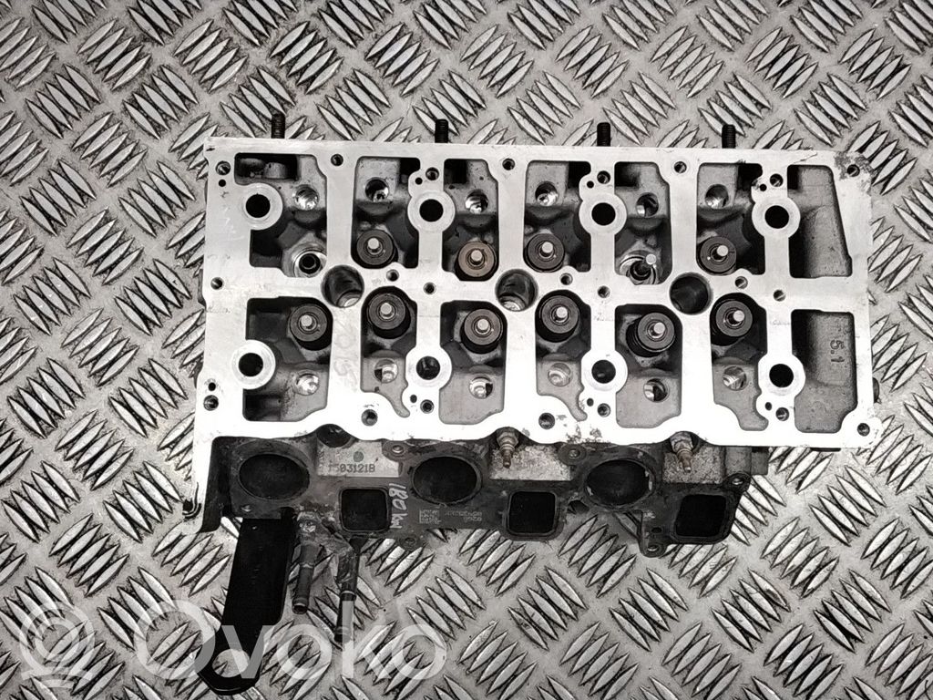 Volkswagen Touareg II Engine head 