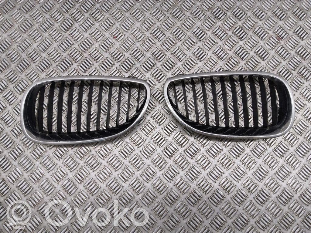 Kühlergrill   10627110,7065702,7065701